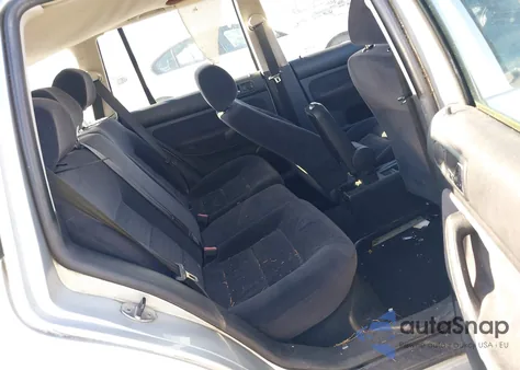 2004 Volkswagen Jetta Gls 2.0L from USA, damaged, VIN WVWSL61J64W138588